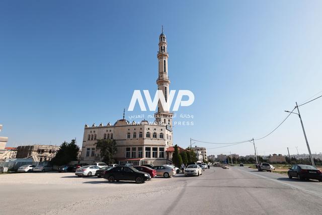مسجد "عيسى بن مريم " في مدينة مآدبا بالأردن، وهو أول مسجد يحمل اسم النبي عيسى في العالم الإسلامي، ويعكس التنوع والتسامح الديني في المدينة (3 أبريل نيسان 2024)