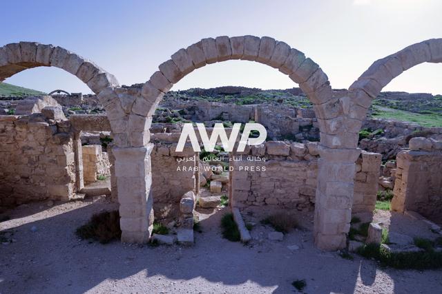 أطلال عدد من الكنائس والمستوطنات القديمة في قرية أم الرصاص في مأدبا بالأردن، حيث أدرج الموقع الأثري عام 2004 ضمن قائمة اليونسكو للتراث العالمي (28 فبراير شباط 2024) 
